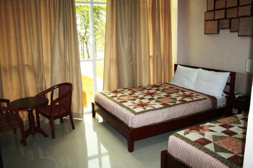 Princess Madison Hotel Ángeles Habitación foto